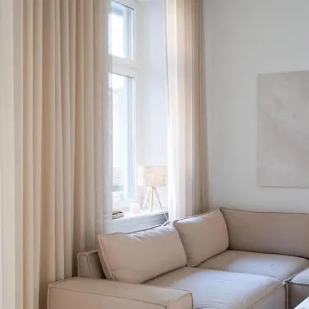 Luxury By The Lakes In Cph Center *